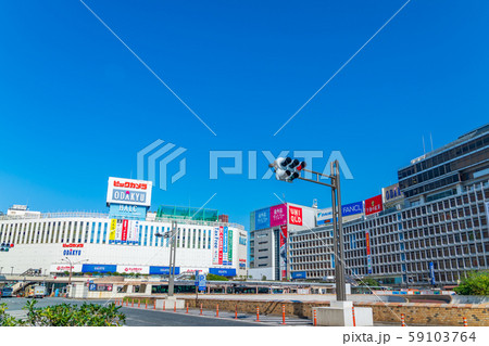 新宿駅西口風景 59103764