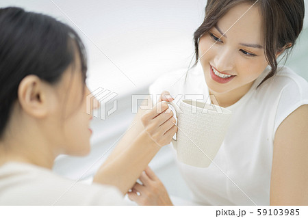 女性 友達 会話 女性 友達 会話 59103985