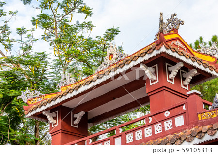 ベトナムの国立高等学校 クォック・ホック 59105313