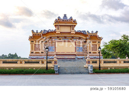 戦死者慰霊碑 クオックホック フエ ベトナム 59105680