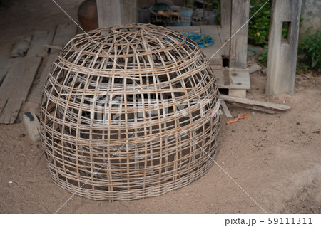 Thai chicken coop layered. It is a cage for Thai chicken coop layered. It is a cage for 59111311
