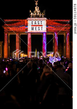 Brandenburg Gate Brandenburger Tor colorful illuminated 2019 in frontview 59114978