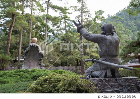 出雲大社 ムスビの御神像 59126966
