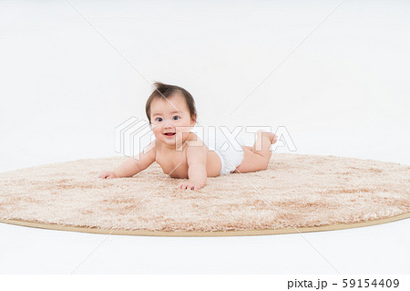 赤ちゃん 生後4ヶ月の写真素材 赤ちゃん 生後4ヶ月の写真素材