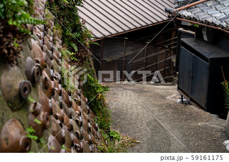 写真素材: やきもの散歩道　常滑 59161175