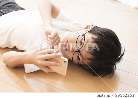 スマホ 小学生 男の子 スマホ中毒 ルール スマホ 小学生 男の子 スマホ中毒 ルール 59162253