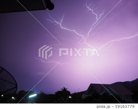 ฟ้าผ่า 59163779