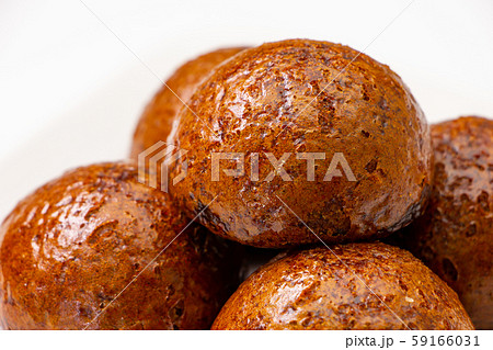 かりんとう饅頭。(白皿･白バック) 59166031