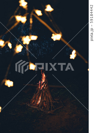 Fire - bonfire in the garden - Camping and tents 59184442