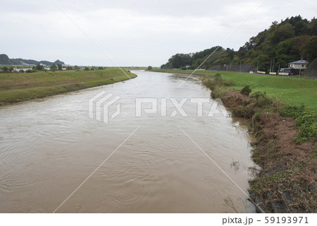 吉田川　堤防　浸食　洪水　崩壊　大雨 59193971