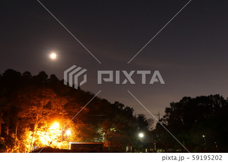 星空と静寂に包まれた秘境駅 59195202