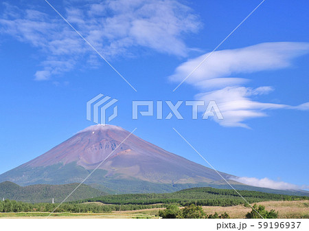 吊るし雲と富士山-3958 59196937