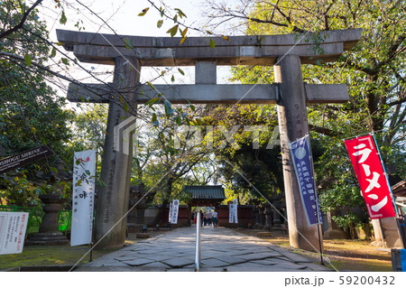 上野東照宮 大石鳥居 （東京都台東区上野公園） 2019年11月現在 59200432