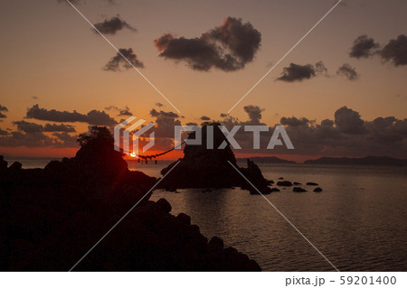 豊後二見ヶ浦の日の出 59201400