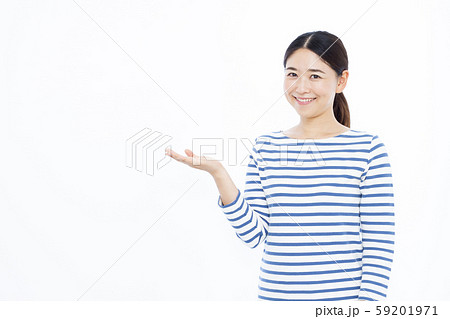30代女性 59201971