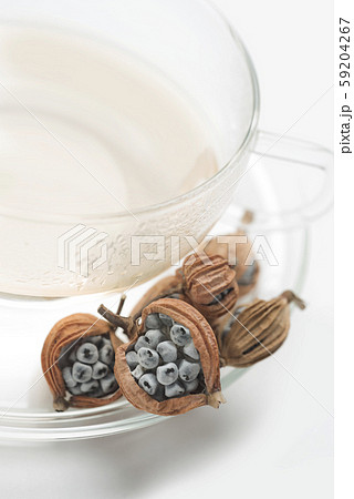 沖縄産の月桃の実と月桃茶 沖縄産の月桃の実と月桃茶 59204267