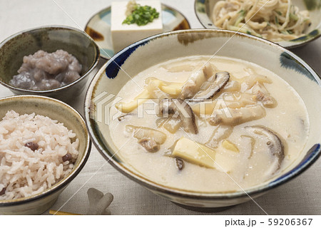 沖縄料理いなむるち膳 定食 イマムドゥチ膳 定食の写真素材