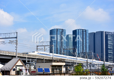 西品川付近を走行する東海道新幹線 59207274