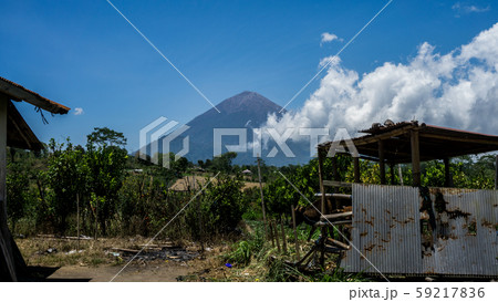 バリ島の聖なる山アグン山の写真素材