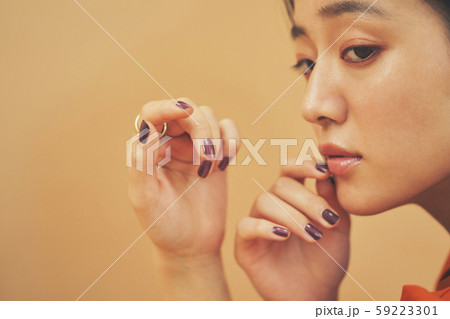女性 ポートレート ビューティー 女性 ポートレート ビューティー 59223301