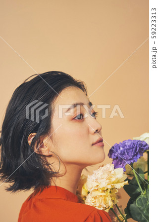 女性　ポートレート　ビューティー 59223313