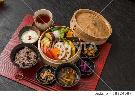 典型的な和食 Typical Japanese food General 典型的な和食 Typical Japanese food General 59224097