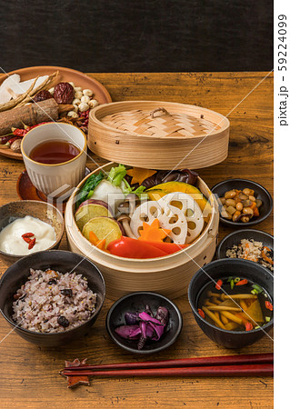 典型的な和食　Typical Japanese food General  59224099