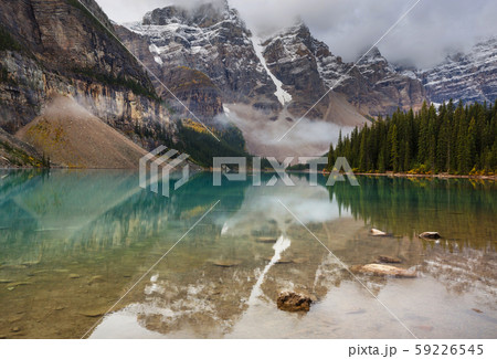 Moraine lake Moraine lake 59226545