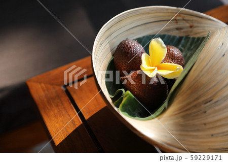 フランジパニとサラック フランジパニとサラック 59229171