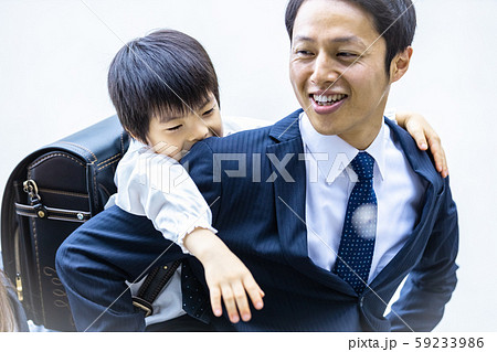 子育て世代 イクメン 子供 ランドセル 子育て世代 イクメン 子供 ランドセル 59233986