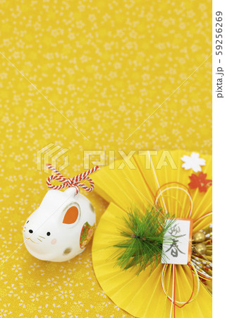 子年 年賀素材〜福寿ねずみの置物 土鈴 扇子飾り 子年 年賀素材〜福寿ねずみの置物 土鈴 扇子飾り 59256269