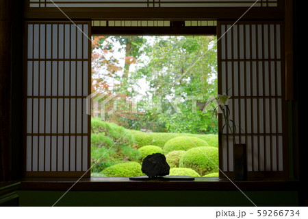 書院から見る日本庭園1 書院から見る日本庭園1 59266734