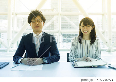 ビジネス面接イメージ 面接官 ビジネス面接イメージ 面接官 59270753