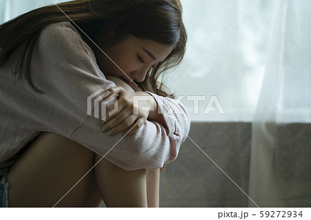 女性 ライフスタイル ネガティブ 女性 ライフスタイル ネガティブ 59272934