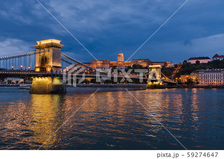 Szechenyi Chain Bridge on Danube River Szechenyi Chain Bridge on Danube River 59274647
