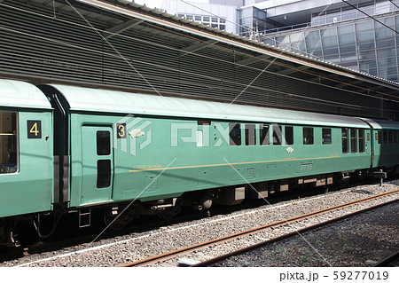 キハ72系 ゆふいんの森　三世 File:JRK Kiha72 Yufuin-no-mori.jpg - Wikipedia
