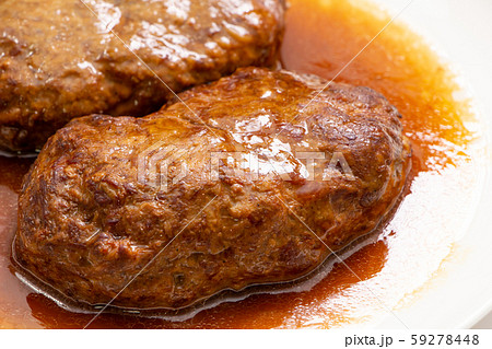 煮込みハンバーグ。 煮込みハンバーグ。 59278448