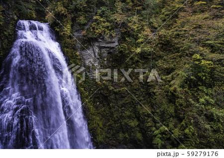 (長野県)乗鞍高原・番所大滝(ばんどころおおたき) 秋 (長野県)乗鞍高原・番所大滝(ばんどころおおたき) 秋 59279176