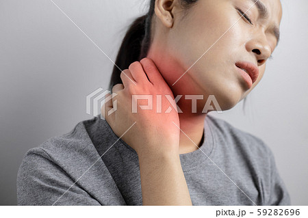 Woman with pain in neck. Woman with pain in neck. 59282696