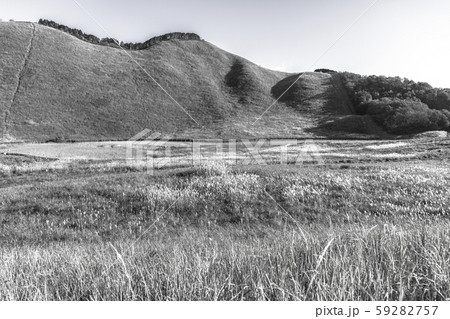 （セピア）秋の曽爾高原 59282757