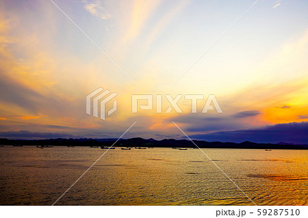 夕暮れのサロマ湖 湧別町 夕暮れのサロマ湖 湧別町 59287510