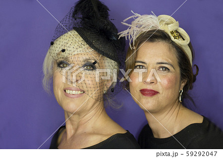 Two woman with vintage style 59292047