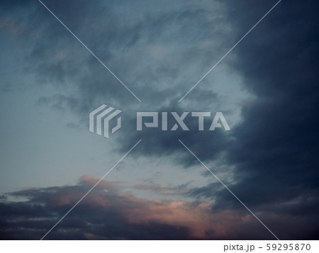 梅雨 暗雲 雲 59295870