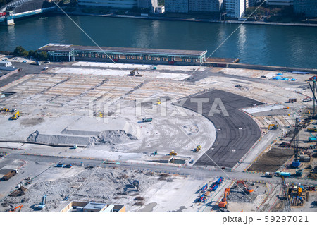 日本の東京都市景観 築地市場跡地。扇形の建物もきれいに取り壊された=2019年11月6日撮影 日本の東京都市景観 築地市場跡地。扇形の建物もきれいに取り壊された=2019年11月6日撮影 59297021