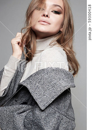 Winter style Beautiful woman. beautiful girl 59300418
