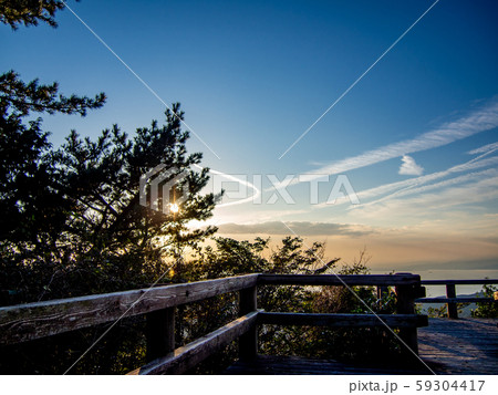 【静岡県伊豆市】戸田峠展望台からの夕景【秋】 59304417