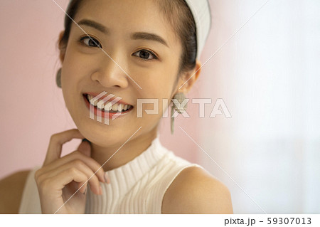 女性　ビューティー 59307013