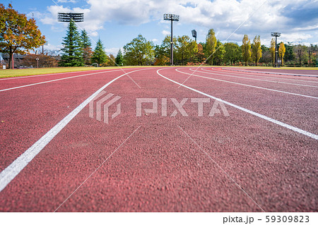 陸上競技用トラック 59309823