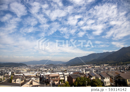 宇治市御蔵山から臨む山科方面の風景 59314142