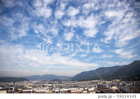 宇治市御蔵山から臨む山科方面の風景 59314143